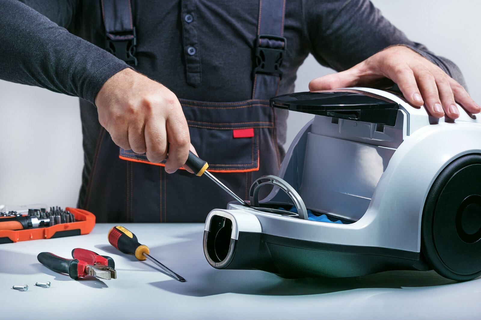 vacuum cleaner repair in Dubai